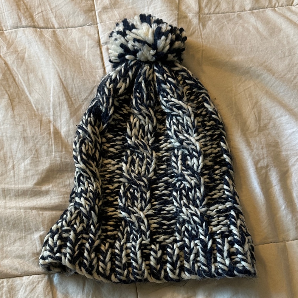 Chunky Knit Pom-Pom Beanie